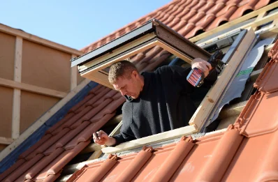 Pose de fenêtres de toit Velux à Lussant